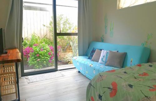 Albany Apartment | W&M Orchid House