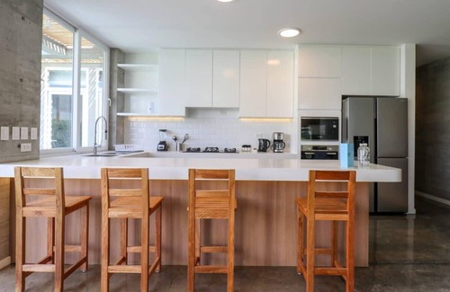 Pisco House | w* | Modern 4BR Villa with Private Pool in Paracas