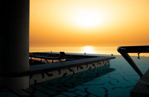 Shati Al Qurum Hotel | W Muscat