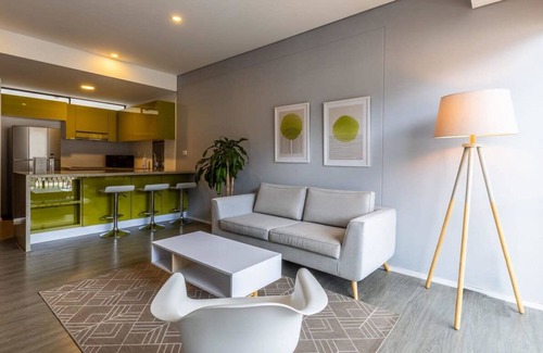Centro International Apartment | w* | Stunning Loft with Balcony in Centro