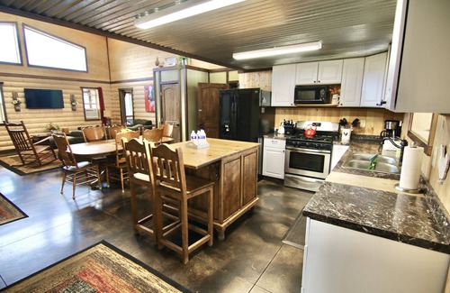 Monticello Cabin | W-W: Farm House Cabin - a guest favorite!