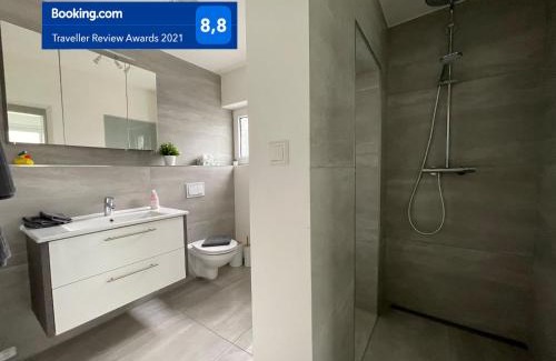 Bueckeburg Apartment | W1 - Kontaktloser 24h CHECK IN, W-LAN, Netflix, Parkplatz, Küche, Boxspring-Bett
