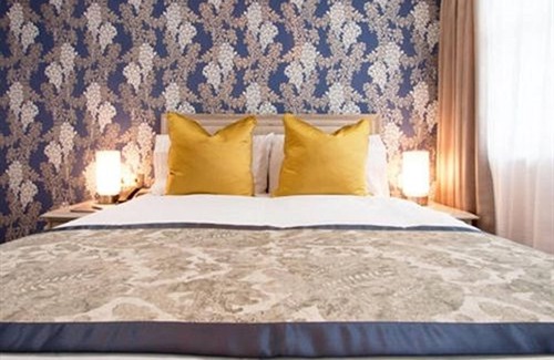 Shepherd's Bush House | W12 Rooms