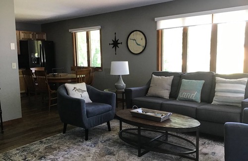 Wabasha House | Wabasha Beach House 3 bedroom/1 bath Vacation Rental