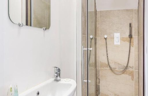 Waddon Apartment | Waddon Coach House