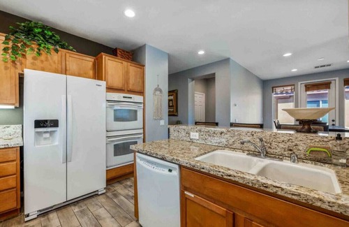 Indio House | Wade/Jen · MantrA House- Boho Oasis- Pool/Spa - 1mi Coachella