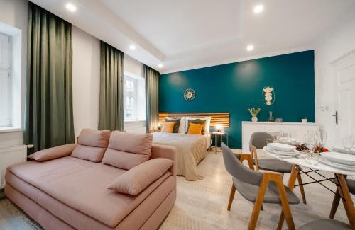 Nusle Apartment | WagnerStays 2BD Suites City Center Residence