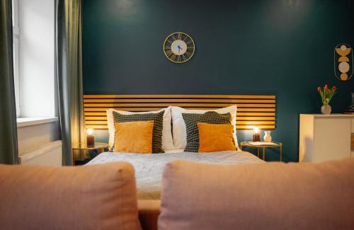 Nusle Apartment | WagnerStays 2BD Suites City Center Residence