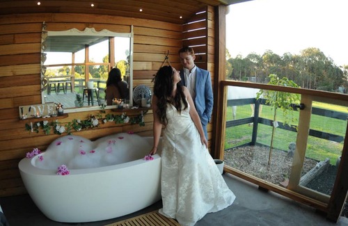 Longford Bed & Breakfast | Wagtail Nest Country Retreat - Longford Vic 3851