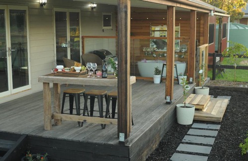 Longford Bed & Breakfast | Wagtail Nest Country Retreat - Longford Vic 3851