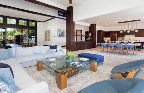 Kaupulehu Villa | Wailulu Villa | Escape to Your Own Paradise