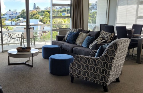 Waipahihi Cottage | Waimahana 11 - Taupo Holiday Apartment