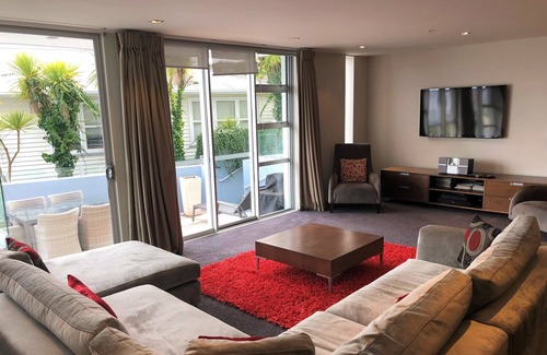 Waipahihi Apartment | Waimahana Apartment 4