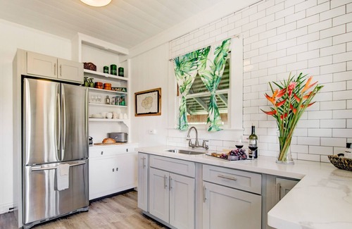 Waimea House | Waimea Beach Cottage by Destination Kauai - Charming 2BD, A/C, Walk to Ocean/Pier