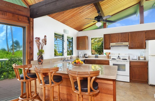 Wainiha House | Waiohonu Lush, tropical foliage, Beachfront Home
