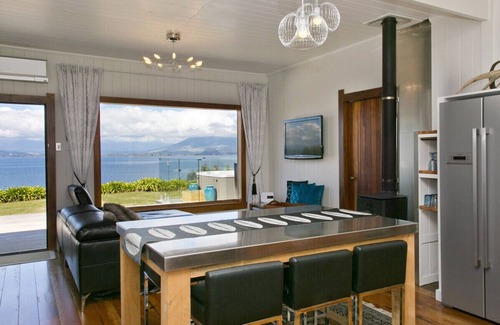 Kuratau Cottage | Waipapa Cottage - Kuratau Holiday House