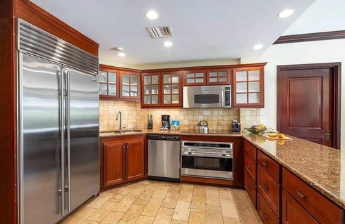 Kapaa Condo | Waipouli Beach Resort B104 Ground floor ocean & pool view, 2 bed 3 bath sleeps 8