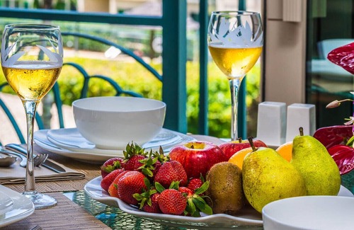 Wailua Condo | Waipouli Beach Resort Exquisite Oceanview Overlooking the Fantasy Pool