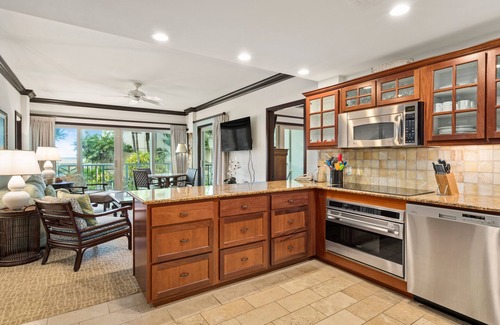 Wailua Condo | Waipouli Beach Resort #F204 - Ocean View 2 Master Bedroom + 3 Bath Condo w/Pool