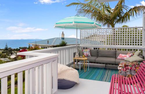 Waipu Cove House | Waipu Cove Palm Cottage - Waipu Cove Holiday Home