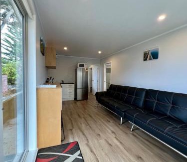Waipu Cove House | Waipu Cove Surf Cabin