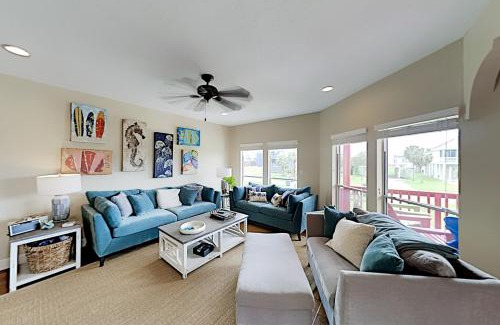 Pirates Beach House | Wait 'N Sea