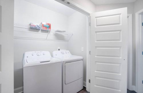 Clarksville House | Waiting to Excell