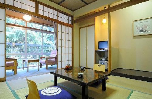 Yutaga Onsen Hotel | Wakatake