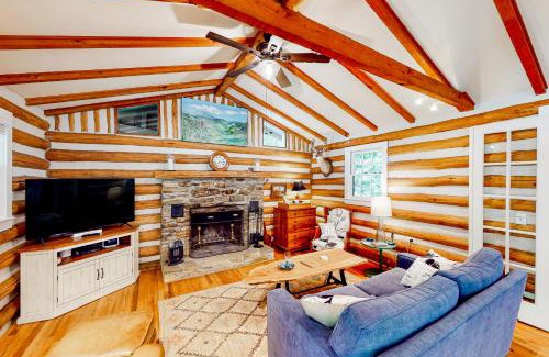 Franklin House | Wake Robin