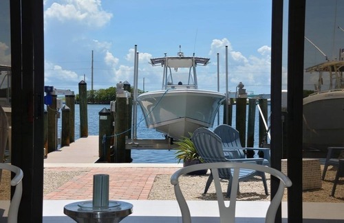 Islamorada House | Wake up in Paradise. Islamorada Florida - 6-month minimum without boat lift.