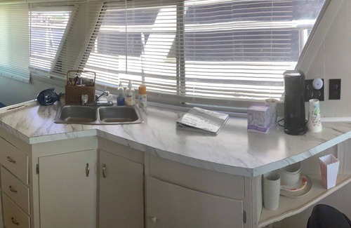 Port Clinton Boat Rental | Wake up on the Lake! … Gate Keeper