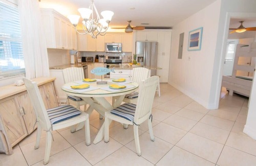 Fort Pierce Shores House | Wake Up to Beach Waves | 2BR Condo + Fall Savings