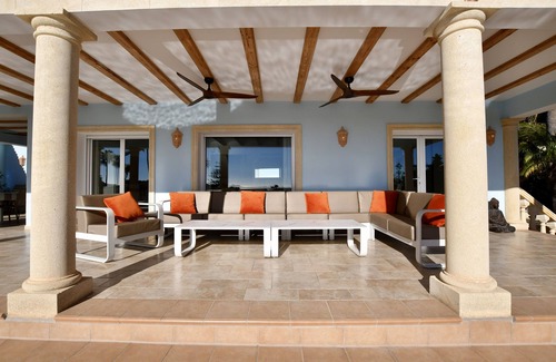 Pinar del Advocat Villa | Wake up to the Med! Luxury living, Breathtaking Views, Pool, Gym, Sauna & Maid