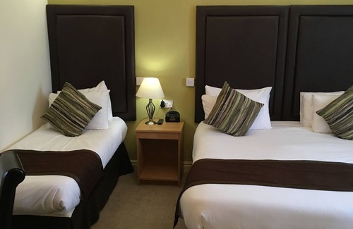 Lofthouse Hotel | Wakefield Limes Lodge