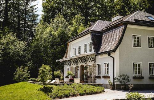Laakirchen Apartment | Waldach Villa