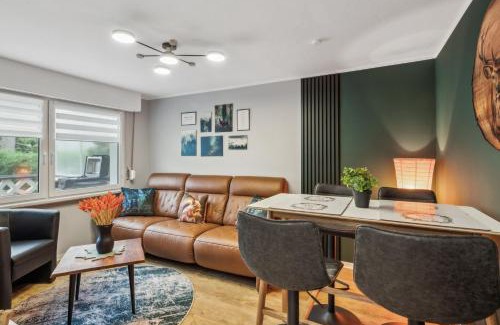 Gommern House | Waldbungalow mit WLAN und Terrasse in Seenähe-Hund willkommen