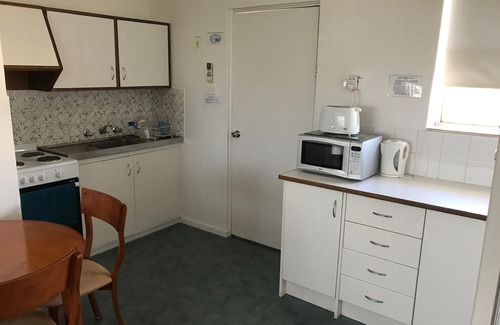 Geraldton House | Waldeck Heights Unit 2