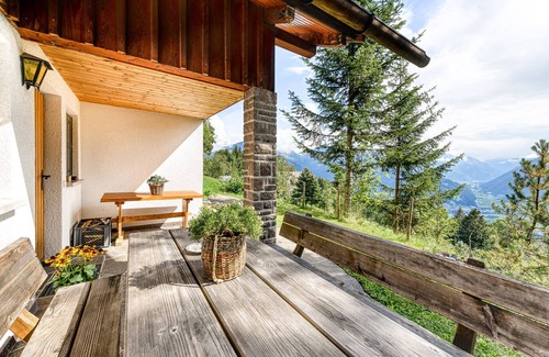 Buerserberg Ski Chalet | Waldhütte Panorama Tschengla