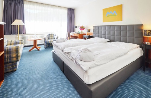 Holzhausen-Externsteine Hotel | Waldhotel Bärenstein