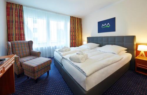 Holzhausen-Externsteine Hotel | Waldhotel Bärenstein