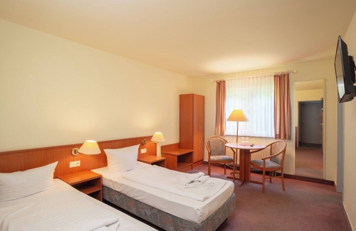 Schoeneiche bei Berlin Hotel | Waldhotel Schöneiche - Self-Check-in