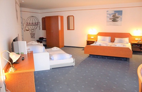 Lichtetal am Rennsteig Hotel | Waldhotel Feldbachtal
