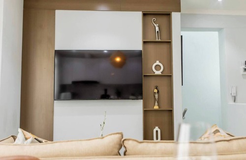 Vineta House | Wale’s Ocean Oasis by Gidaah