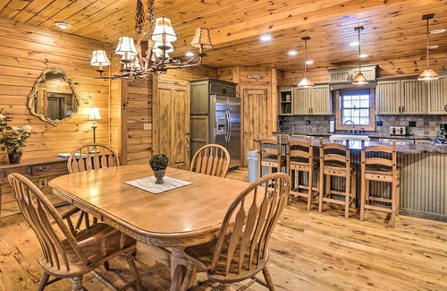 Walhonding House | 'Walhonding Woods' Secluded Farmland Retreat!