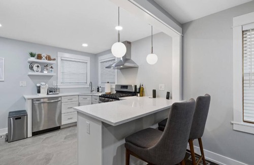Harters Heights House | Walk 1/2 Mile to Campus & 1 Mile to ND Stadium!