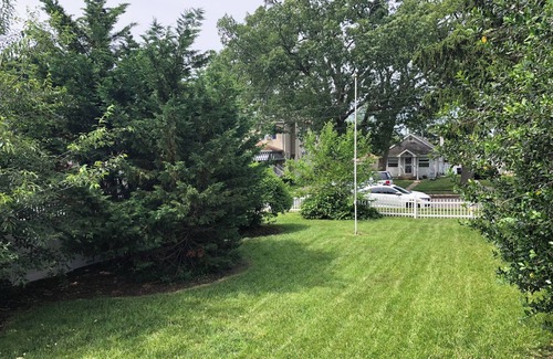 Avon by the Sea House | Walk, bike or drive to the beach in 3 minutes. Charming house in Neptune City