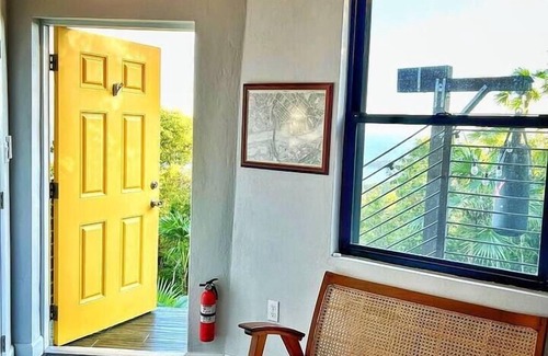 Estate Dorothea Villa | Walk/Drive to Neltjeberg Beach - Outdoor Kitchen