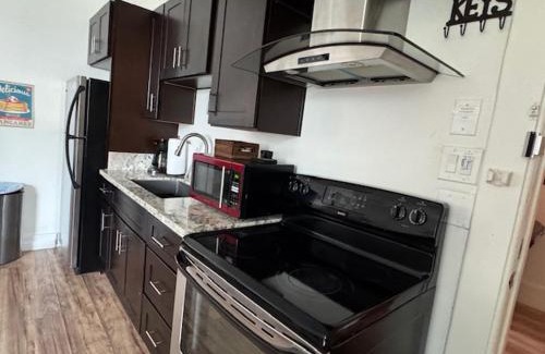 Gaslamp Quarter Apartment | Walk everywhere heart Gaslamp