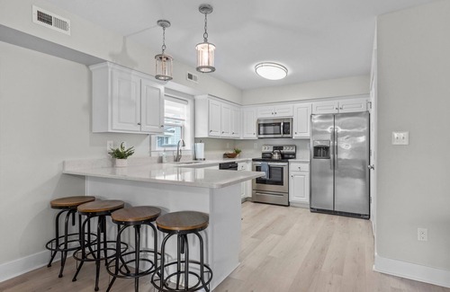 Atlantic Beach House | Walk on the Beach "Downtown" - your feet in the sand in 250 ft. Pet friendly