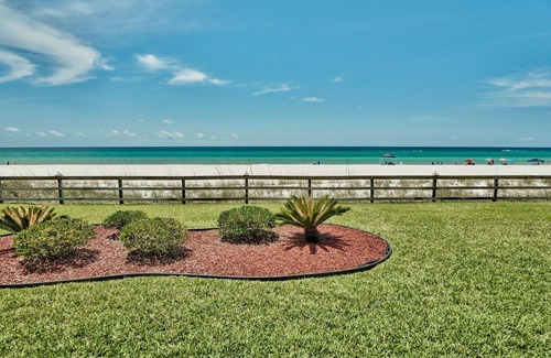 Panama City Beach Condo | Walk Out 2 Beach Ground Floor No Elevators!